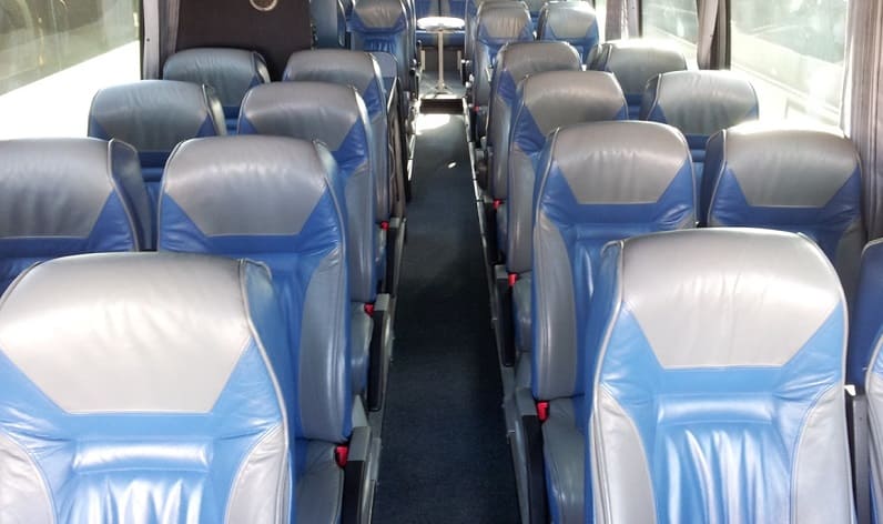 France: Coaches hire in Auvergne-Rhône-Alpes in Auvergne-Rhône-Alpes and Annonay